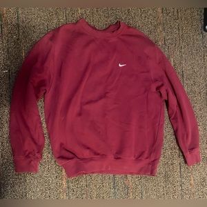 Nike crewneck maroon size medium